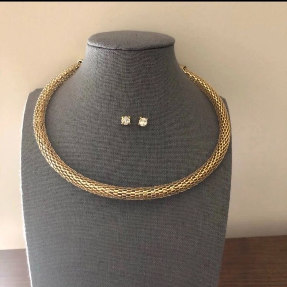 Gold plated snake chain open choker set NWOT